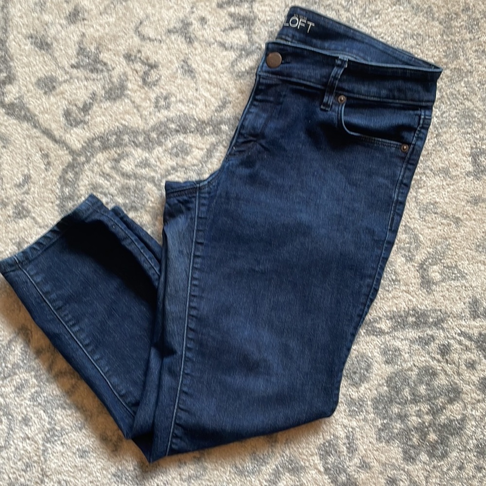 Woman’s Ann Taylor Loft Modern Crop Jeans - Picture 3 of 7